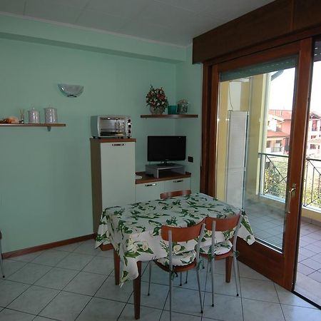 Appartamento Alle Magnolie Sirmione Exterior photo